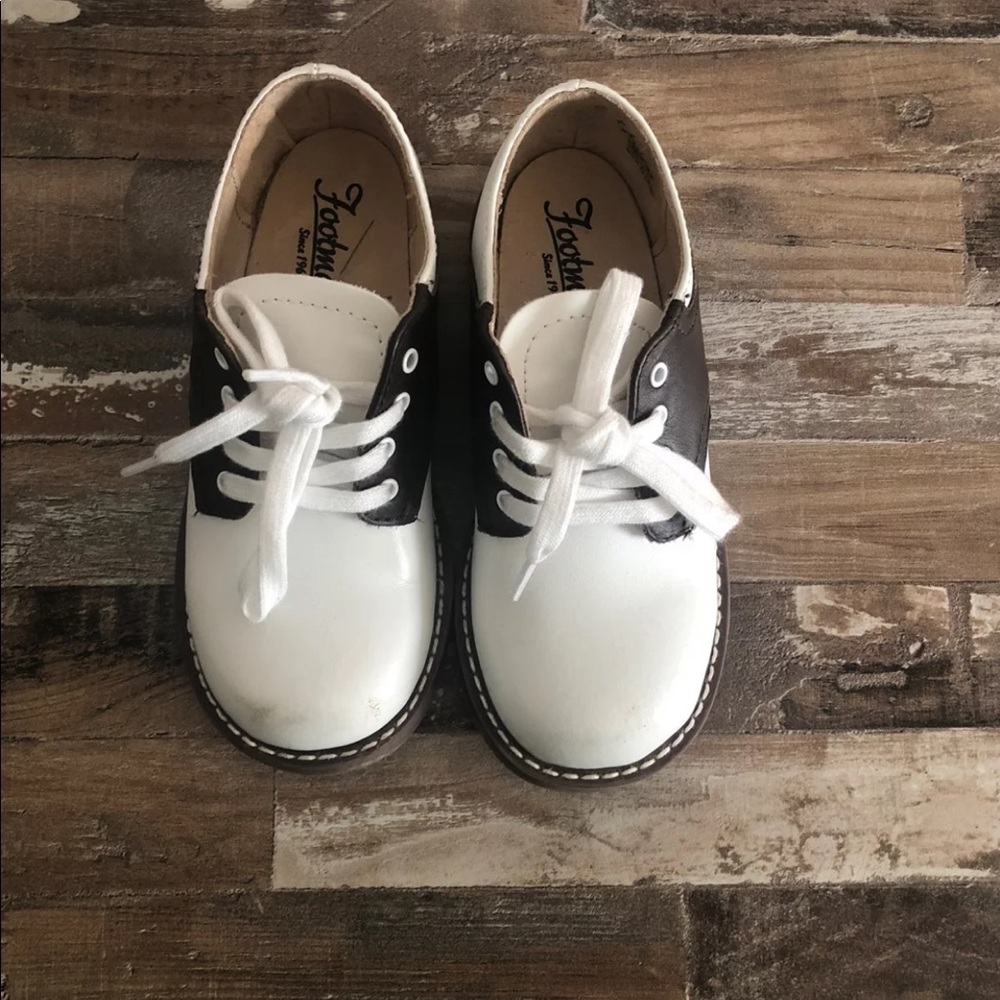 Footmates boys dress shoe... will load more pics